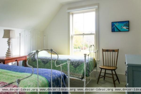 farmhouse bedroom by Fannie Allen Design