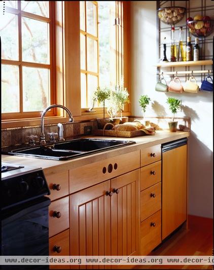 rustic kitchen by David Vandervort Architects