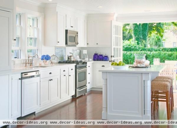 traditional kitchen by Beach Glass Interior Designs