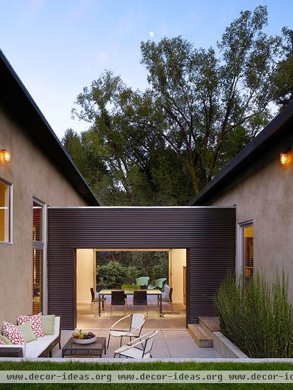 modern patio by Aleck Wilson Architects