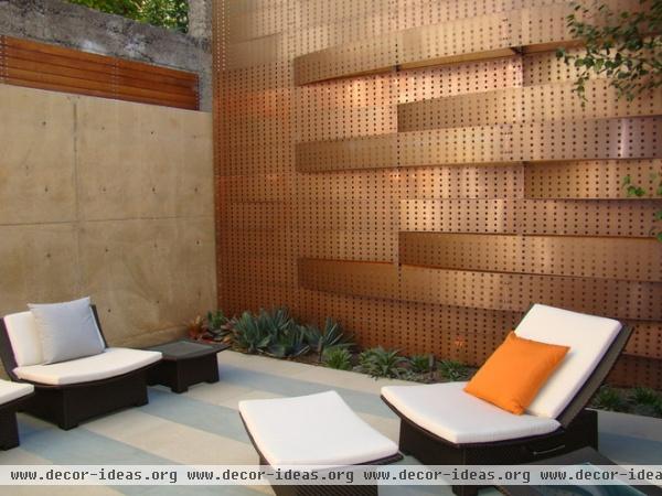 contemporary patio by Randy Thueme Design Inc. - Landscape Architecture