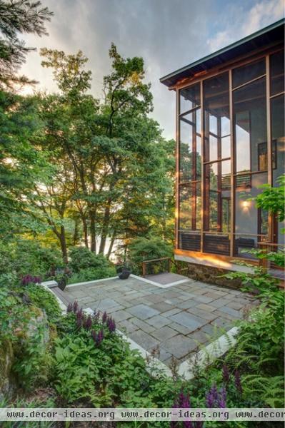 contemporary patio by Julie Moir Messervy Design Studio (JMMDS)