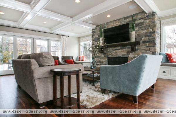 traditional living room by Redstart Construction Inc.