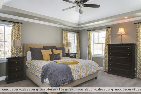 traditional bedroom by Redstart Construction Inc.