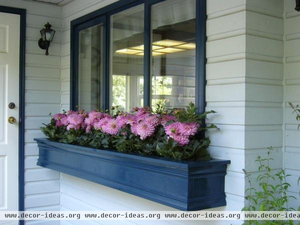 traditional porch Frenchflair