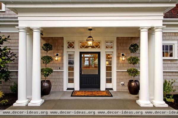 traditional entry by Paul Moon Design