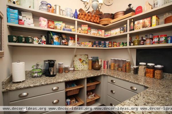 traditional kitchen by Kerri Robusto Interiors