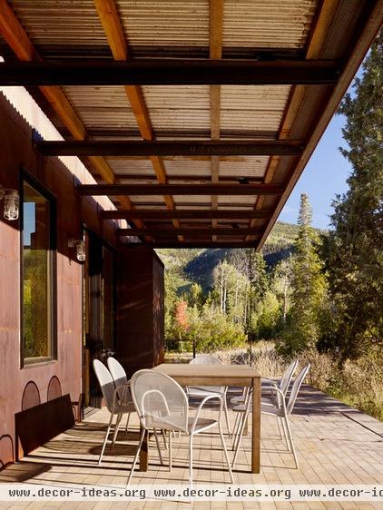 modern patio by Carney Logan Burke Architects