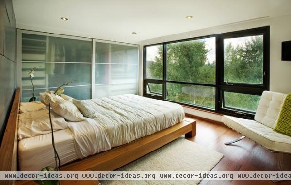 modern bedroom by S2 Architects