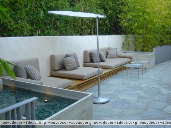 contemporary patio by Studio William Hefner