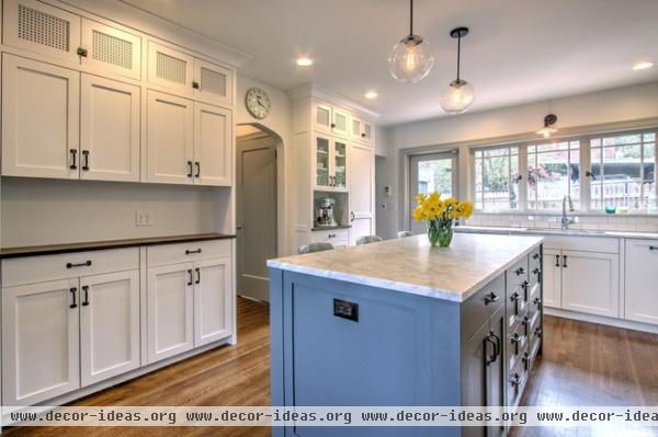 traditional kitchen by ADAPT Architecture