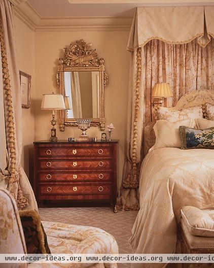 traditional bedroom by William R. Eubanks Interior Design, Inc.