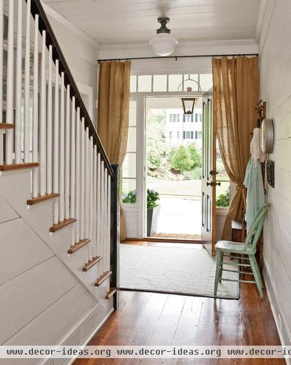 farmhouse entry by Historical Concepts