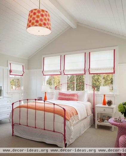 farmhouse bedroom by Modern Organic Interiors