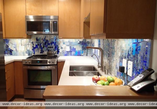 contemporary kitchen by BIG BANG MOSAICS