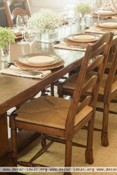 rustic dining room by jamesthomas, LLC