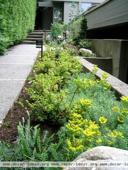 contemporary landscape by Swick's Organic Landscaping