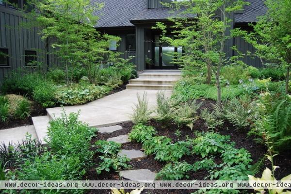 contemporary landscape by Samuel H. Williamson Associates