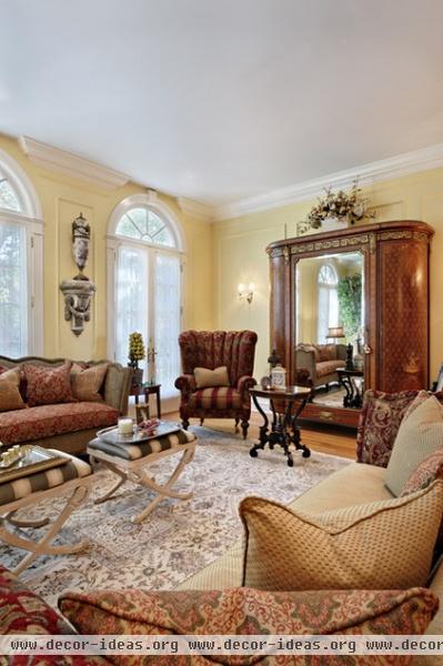 traditional living room by Van H. Robinson