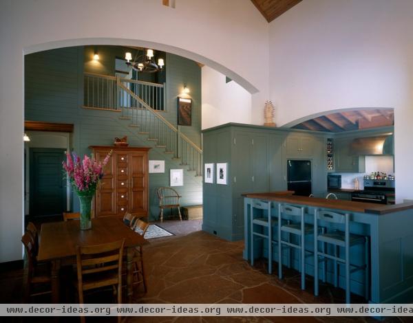 farmhouse kitchen by Michael G Imber, Architects