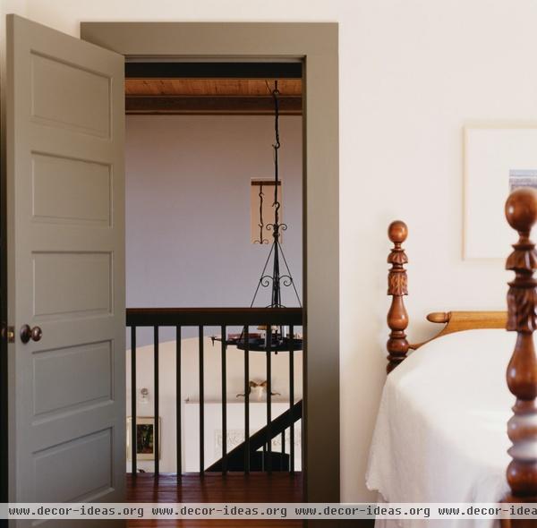 farmhouse bedroom by Michael G Imber, Architects