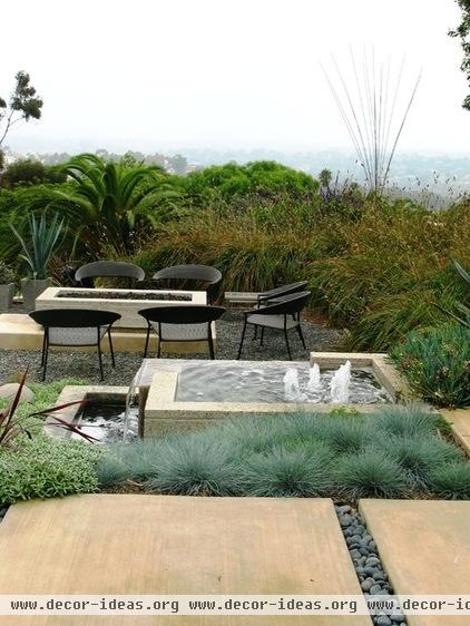 contemporary landscape by debora carl landscape design