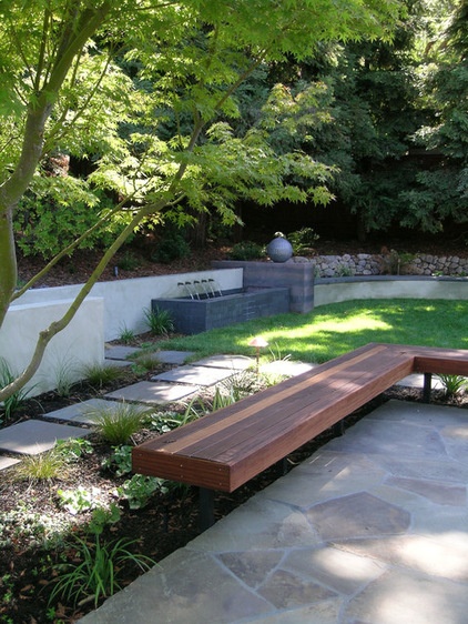 contemporary landscape by Huettl Landscape Architecture