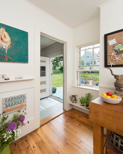 farmhouse kitchen by Lisa Teague Design Studios