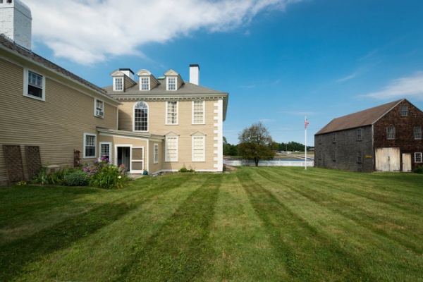 farmhouse exterior by Lisa Teague Design Studios