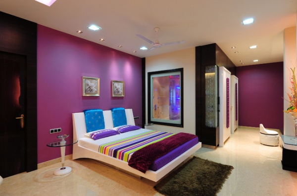 contemporary bedroom by YOGESH WADHWANA