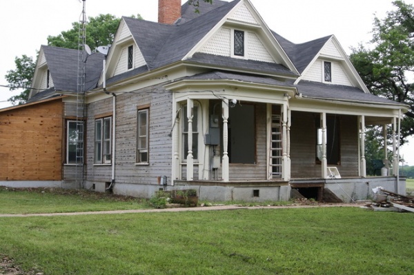 Waco Farmhouse