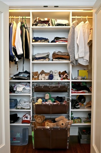 traditional closet by Marie Newton, Closets Redefined