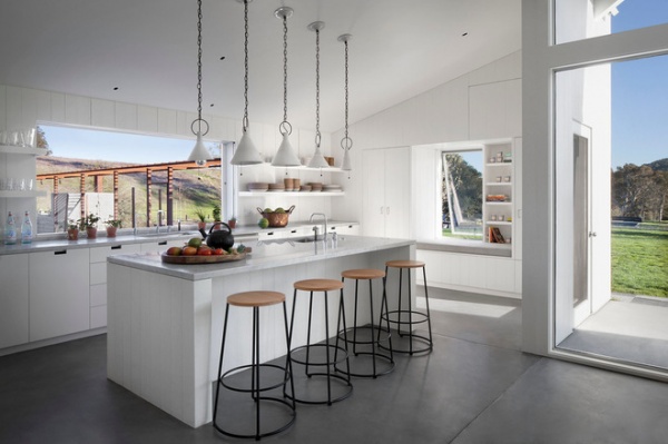 farmhouse kitchen by Turnbull Griffin Haesloop