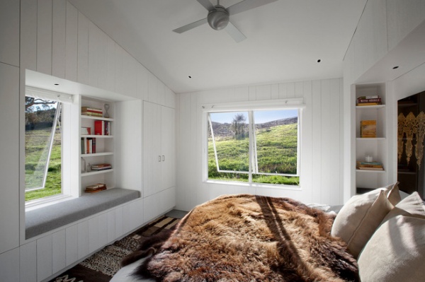 farmhouse bedroom by Turnbull Griffin Haesloop