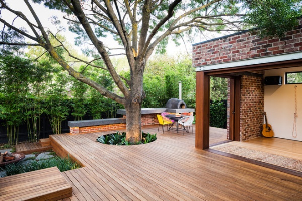 contemporary deck by C.O.S Design