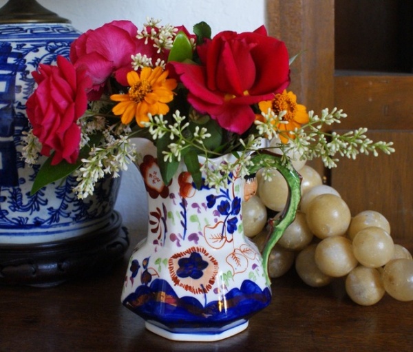 Decorating With Antiques - Ceramics