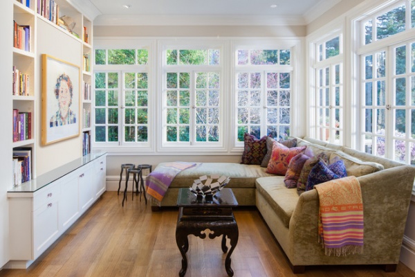 traditional family room by Rochelle Silberman