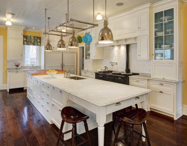 traditional kitchen by W Design Interiors