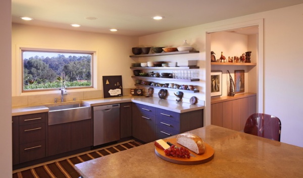 eclectic kitchen by Pritzkat & Johnson Architects