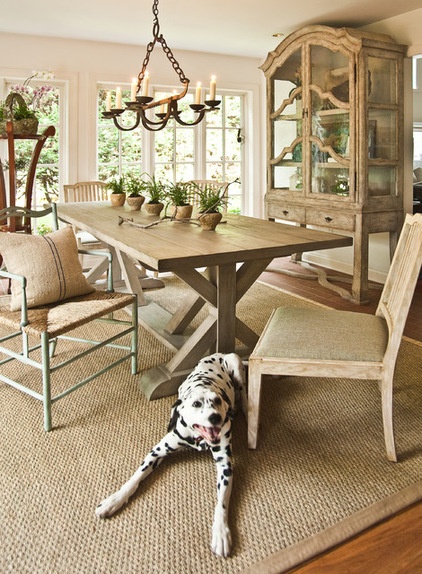 traditional dining room by Buchanan Photography