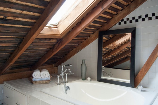 farmhouse bathroom by Adrienne DeRosa