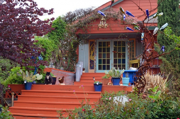 eclectic exterior by Sarah Greenman