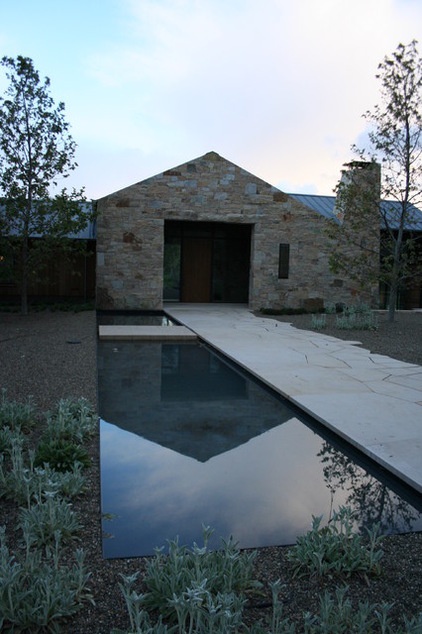 contemporary landscape by Frank & Grossman Landscape Contractors, Inc.