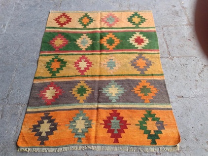 traditional rugs by Etsy