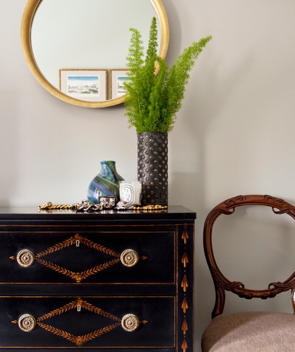 transitional bedroom by STUDIO GILD