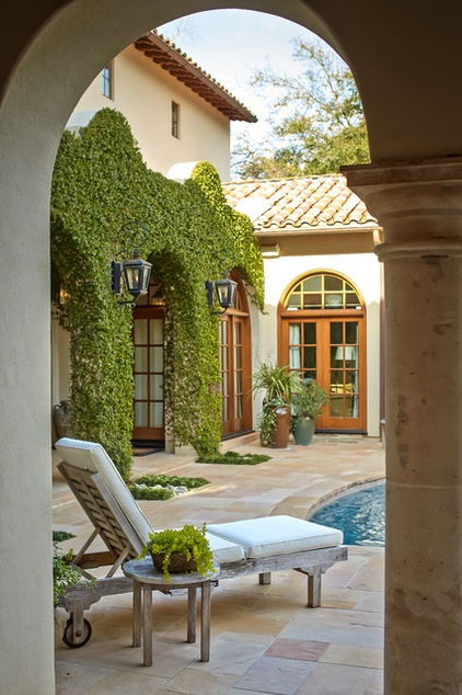 mediterranean patio by Thompson Custom Homes