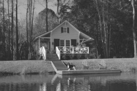 Kicking Back in a Relaxing Lowcountry Boathouse