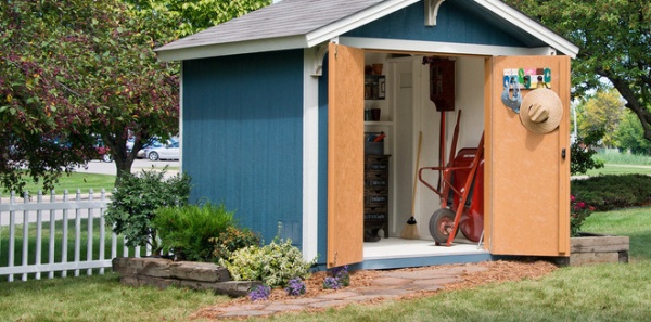 traditional sheds by Backyard Buildings