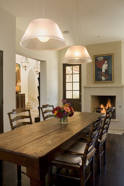 rustic dining room by Hugh Jefferson Randolph Architects