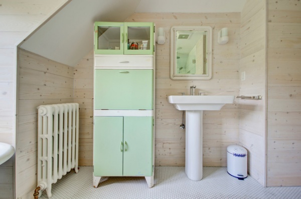 farmhouse bathroom by Hammer & Hand